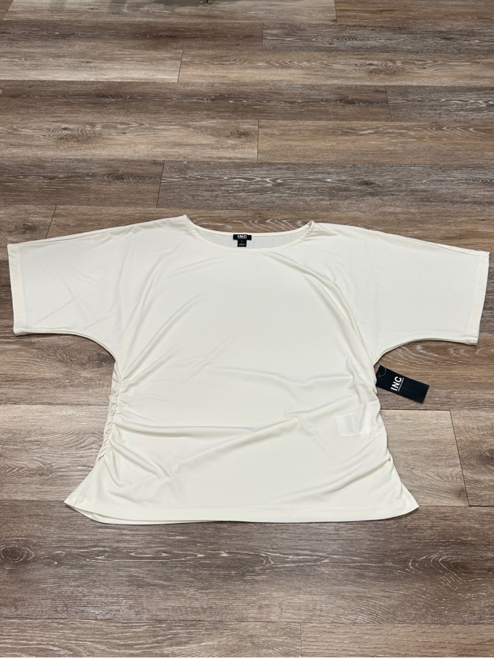 NWT! INC International Concepts Cream Dolman Short Sleeve Ruched Side Top